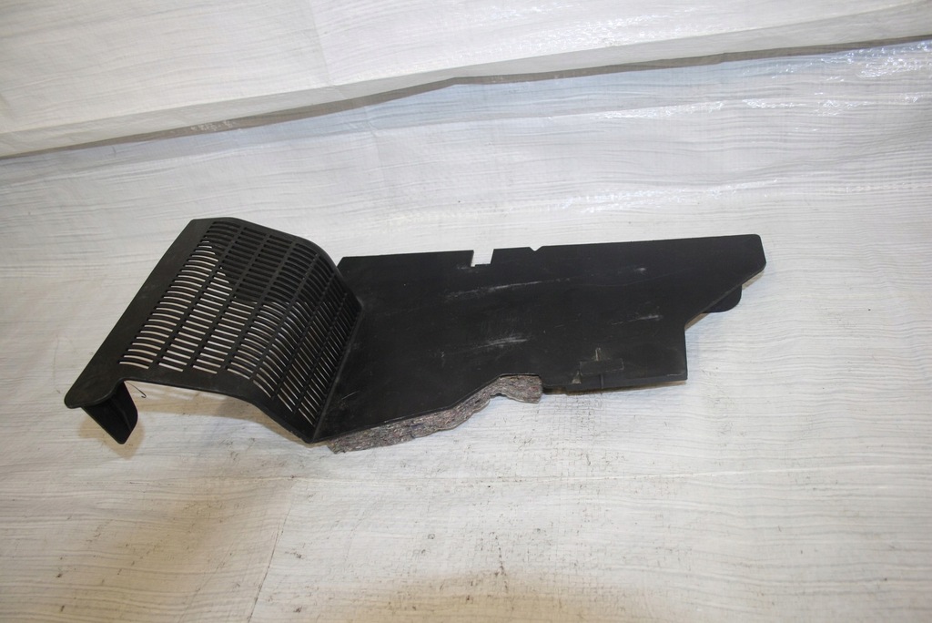 фото №1, Audi a4 s4 b5 запчасти салона автомобиля 8d9864897