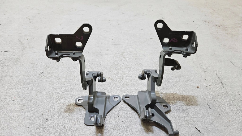 Купить Петля крышки задний  задний mercedes cle 236 c236 правый