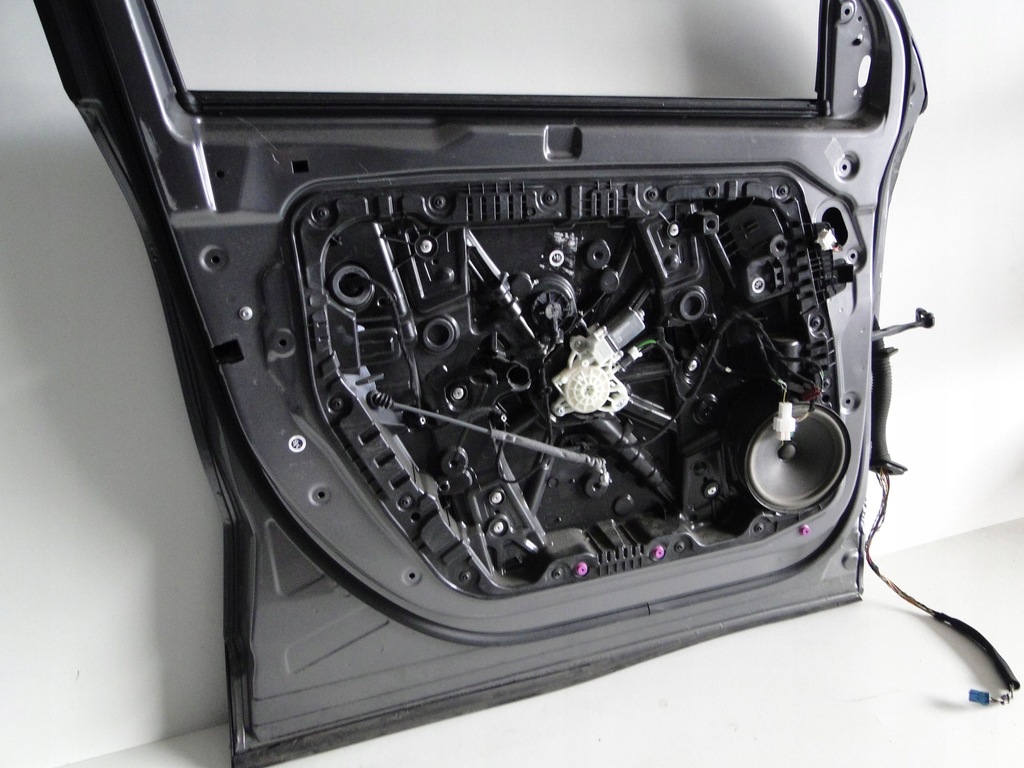 фото №12, Mercedes gla h247 247 дверь перед передние левая 787