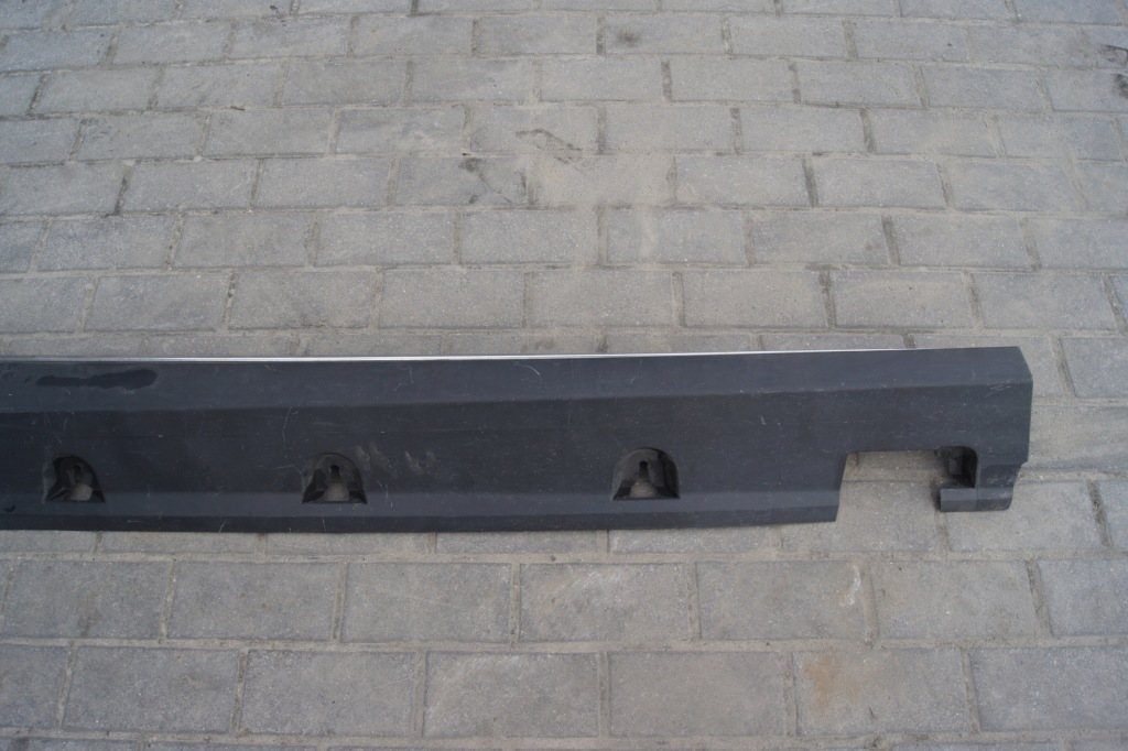 Купить Молдинг накладка порог правая ml w166 a1666900440