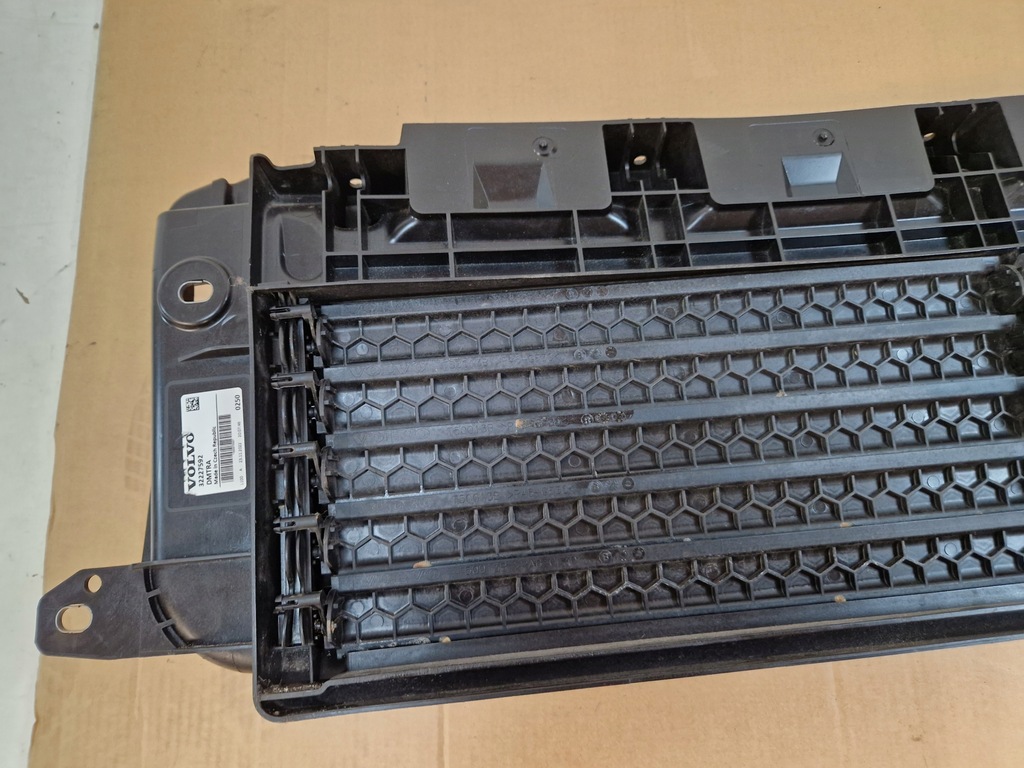 фото №7, Volvo xc 40 xc40 впуск жалюзі повітропровід повітря 32227592