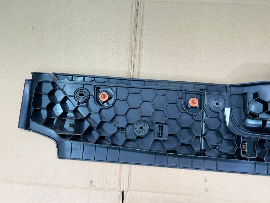 фото №6, Подножка крышки багажника mercedes vito w447