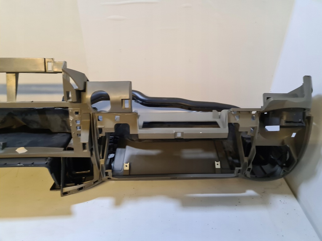 фото №13, Cabstar maxity консоль приборная панель приборная приборная панель