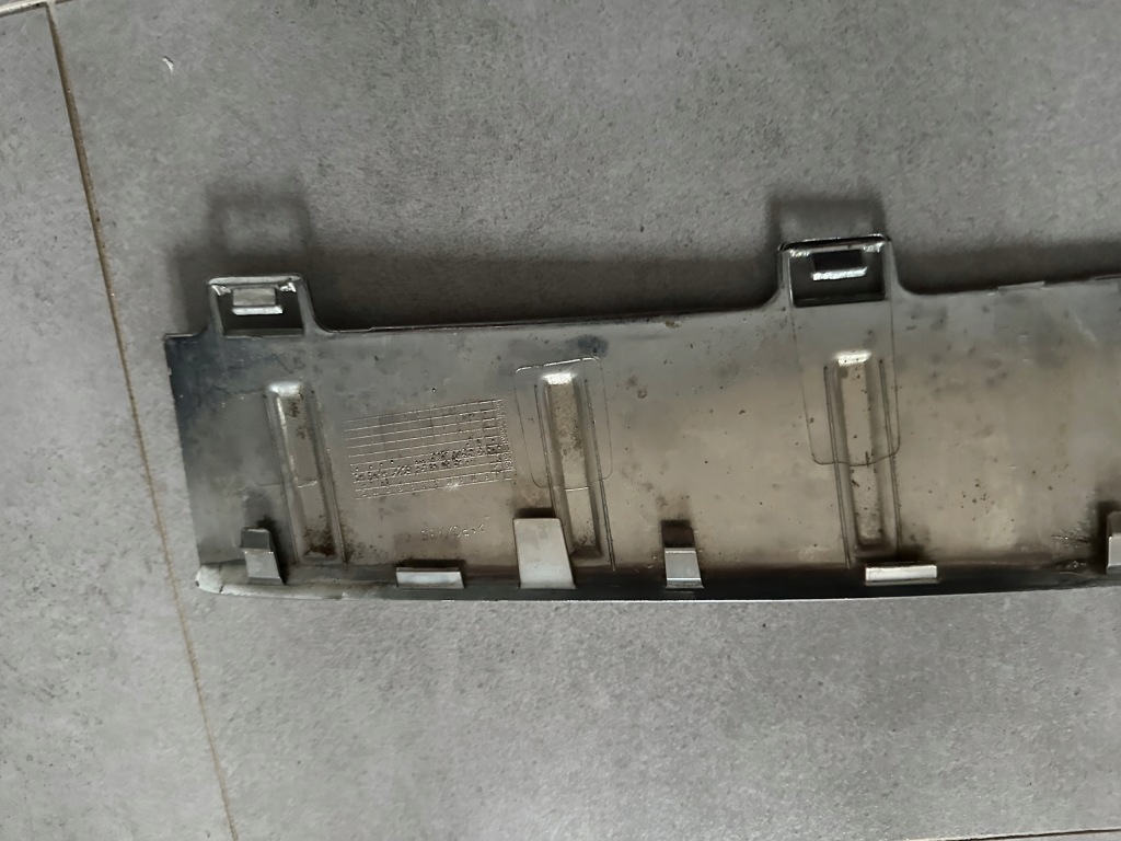 Хром молдинг бампера задняя a2518852021 mercedes w251 lift r amg Киев