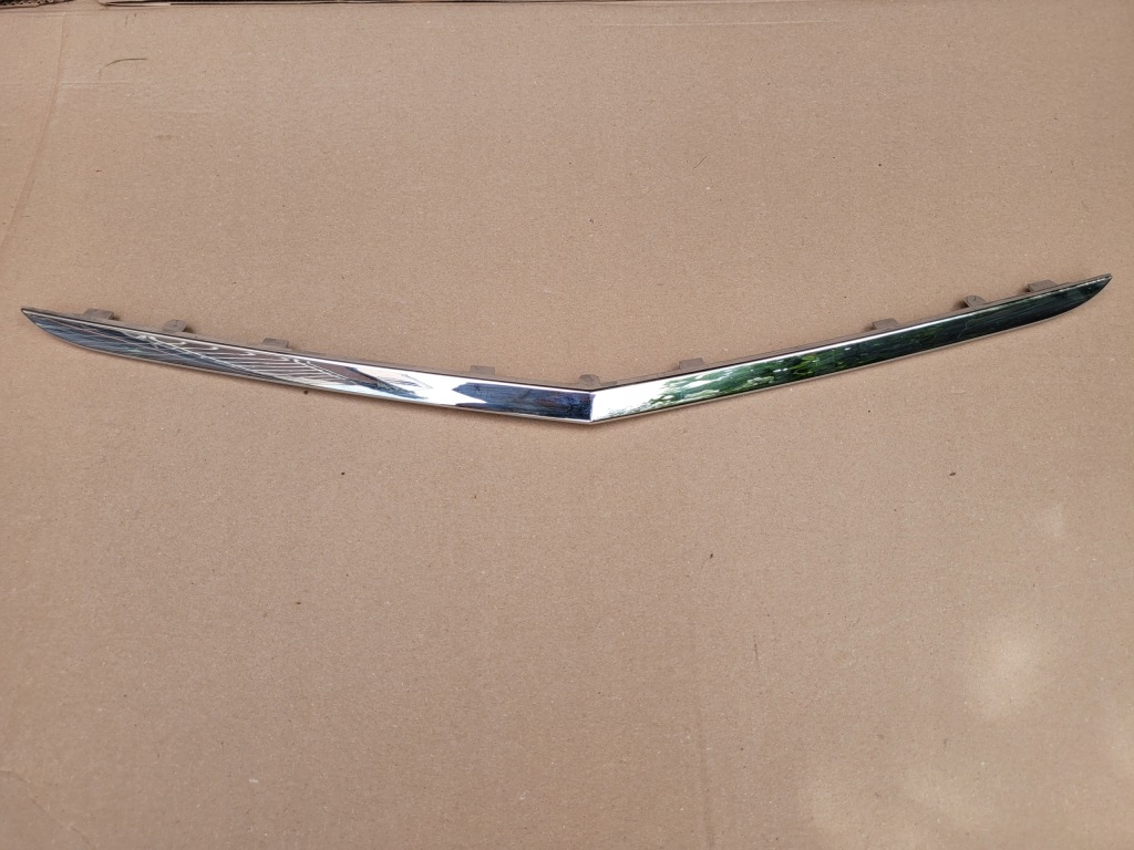 фото №1, Mercedes w169 хром молдинг решетка решётка бампера a1698881160