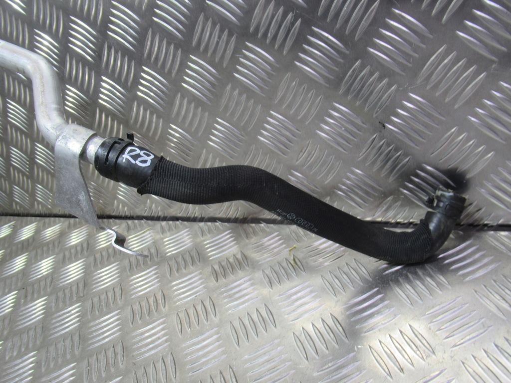 фото №3, Audi r8 шланг wody 420121481b