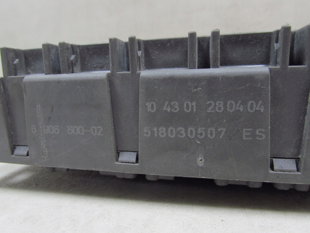 Mini cooper one r50 r53 r56 коробка запобіжників bsi 518030507 Недорого