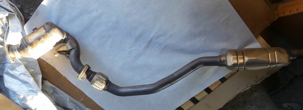 фото №1, Audi оригинальный номер 4g0131703af