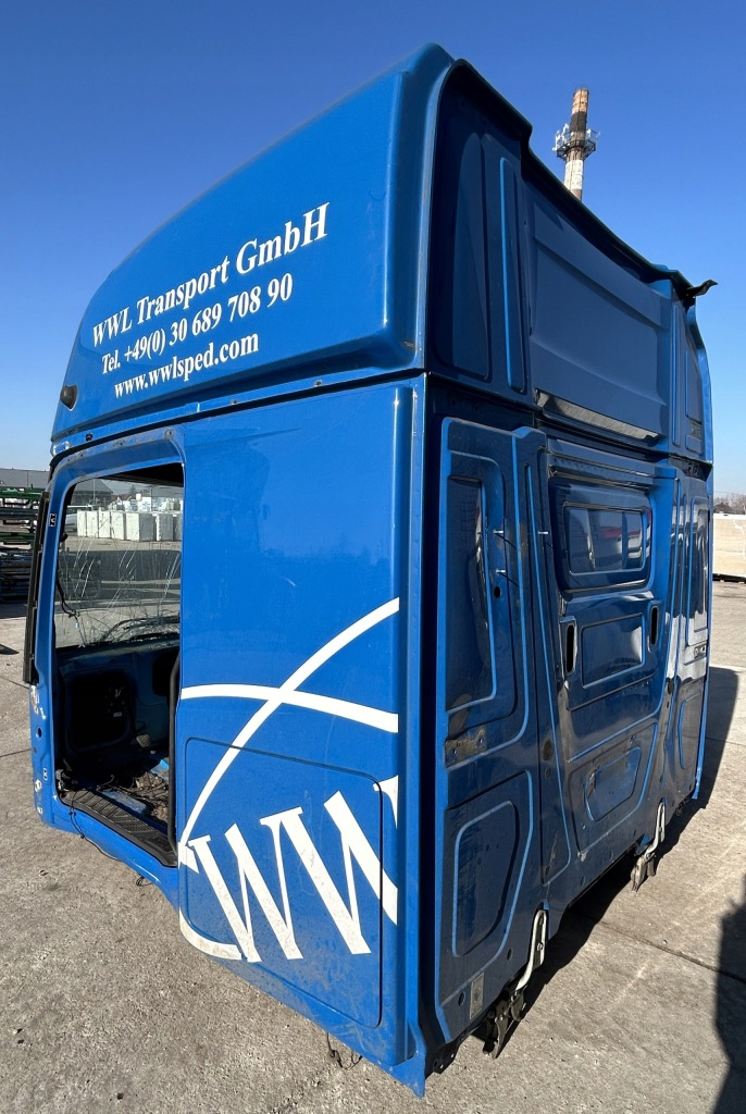 Четвертина кабіна mercedes actros mp5 l giga space 2,50m 2019 рік в Україні