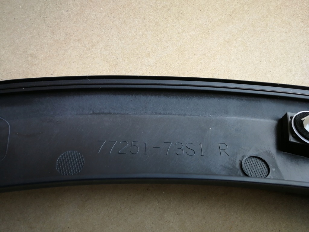 фото №7, Suzuki ignis iii 3 16- молдинг накладка правий задня