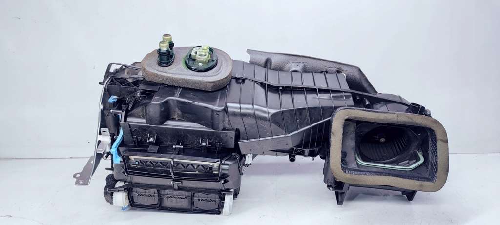 фото №6, Обігрівач комплектна audi a3 8p lift 8p1820003q