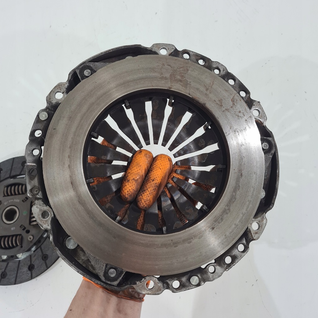 фото №8, Bdb диск + притиск sandero clio iv 1.5 dci k9k 628 302053295r 301014252r