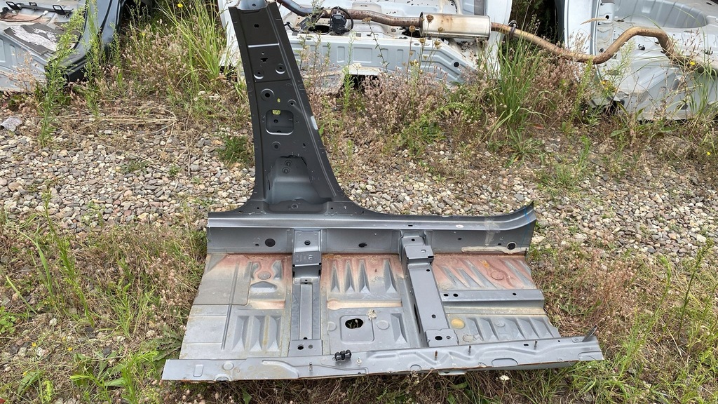 фото №3, Лівий поріг renault arkana