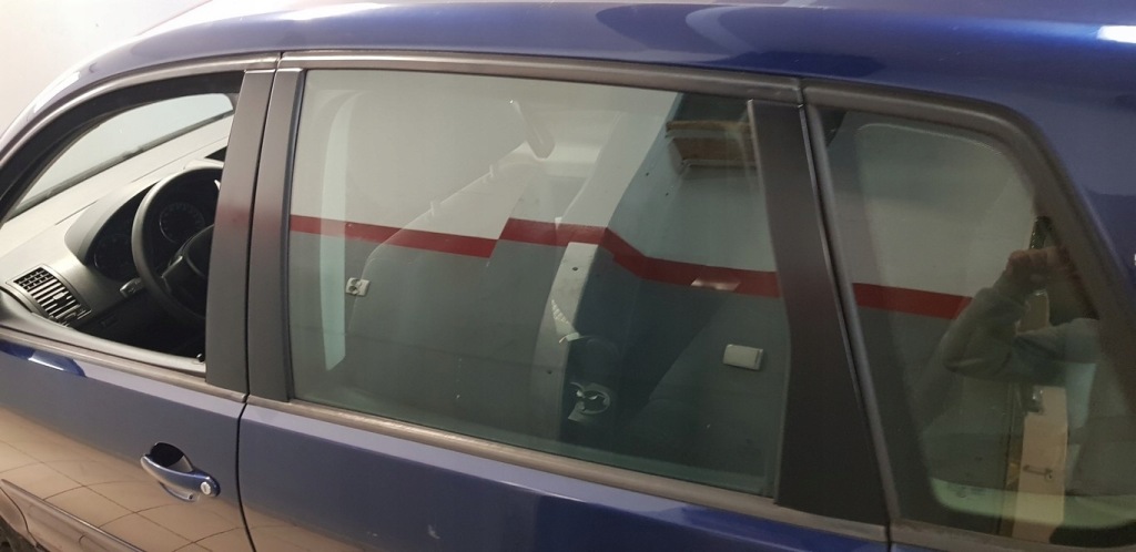 фото №3, Прокладка дверь наружная vw polo 9n lift версия