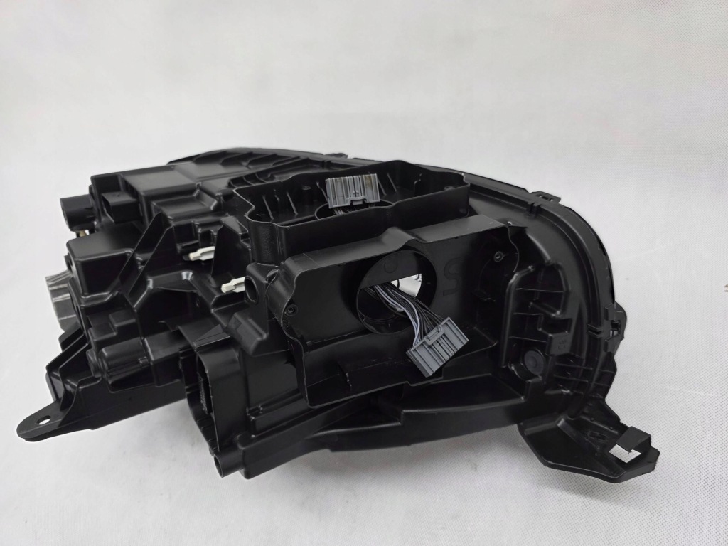 Volvo xc90 2 2 фара правый  перед full led active high beam европа  31656990 Оригинал