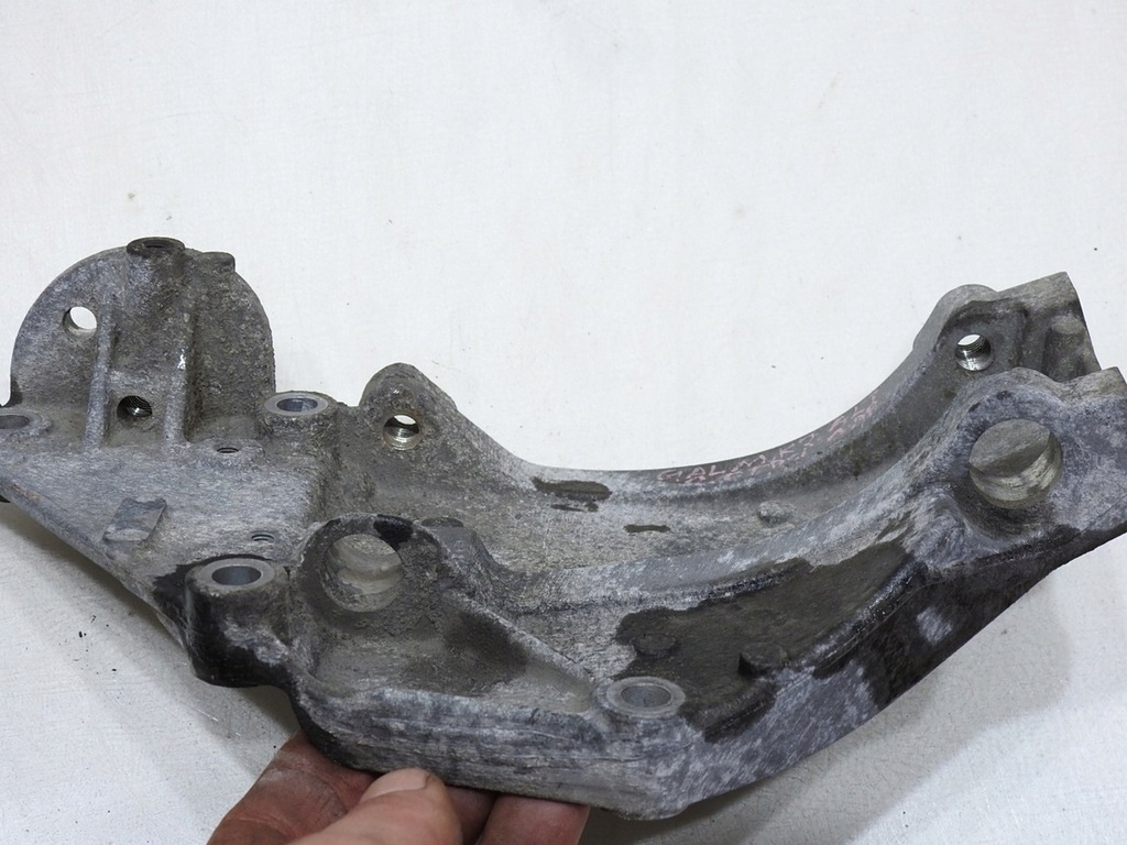 фото №8, Кронштейн генератора ford galaxy s-max 2.0 tdci