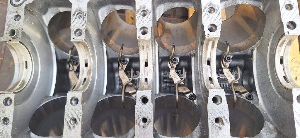 фото №12, Audi 079103023 079103023 r8 4.2 блок двигуна lift fsi cnd