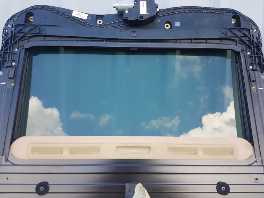 фото №5, Maserati quattroporte 04-13 люк kompletny