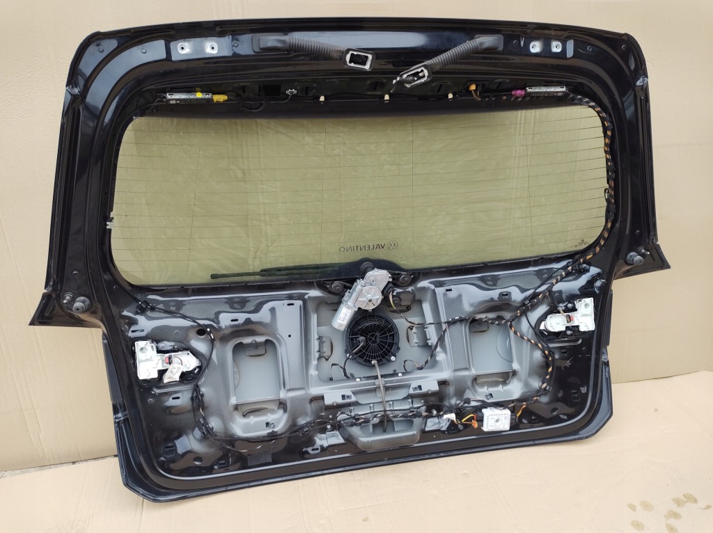 фото №11, Крышка багажника задняя задняя vw golf 7 vii sportsvan 2015 eu целая