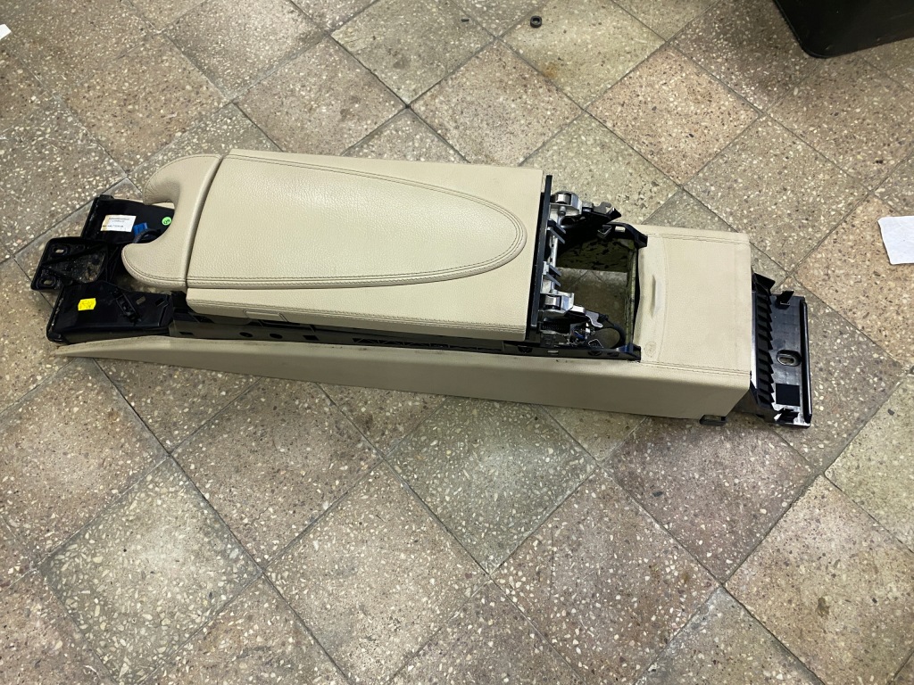 фото №1, Підлокітник mercedes cl w216 przed lift