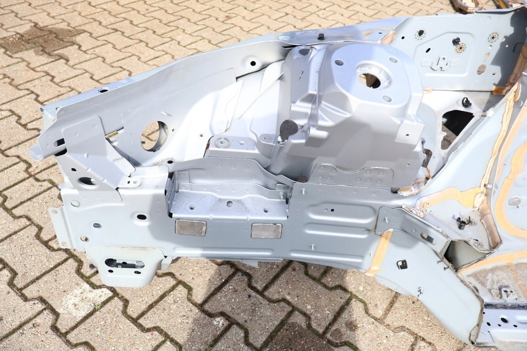 фото №6, Volvo xc60 ii чверть права перед 735-15