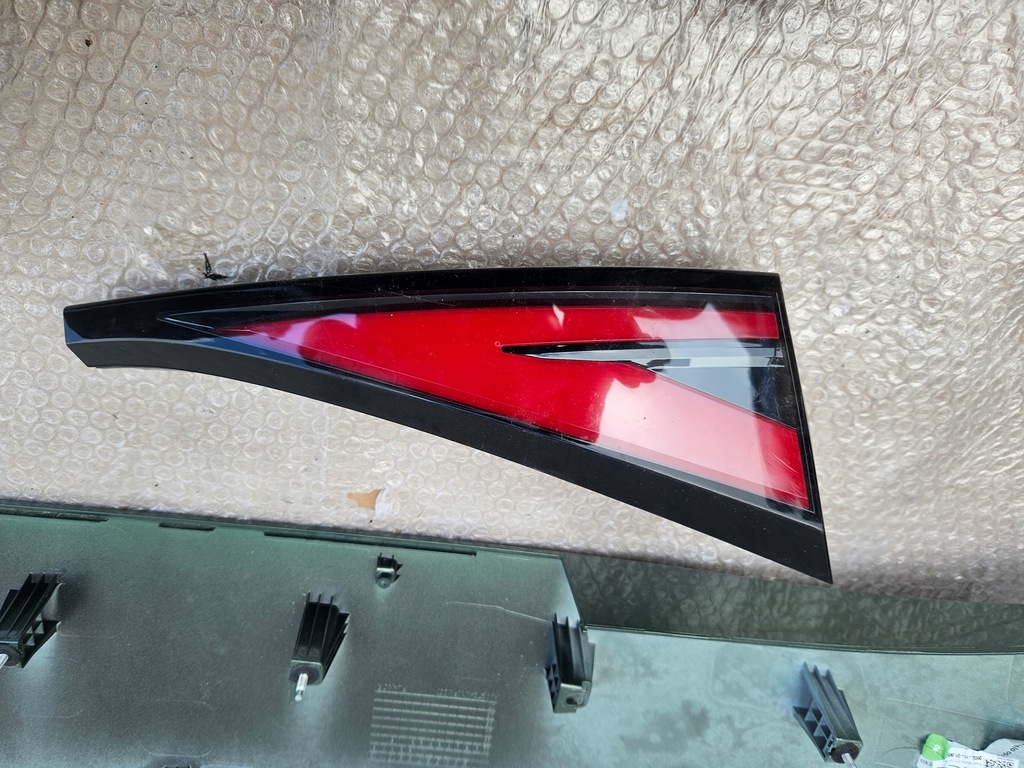 фото №11, Kia sportage v 2022- кришка багажника задня лампа ліва права