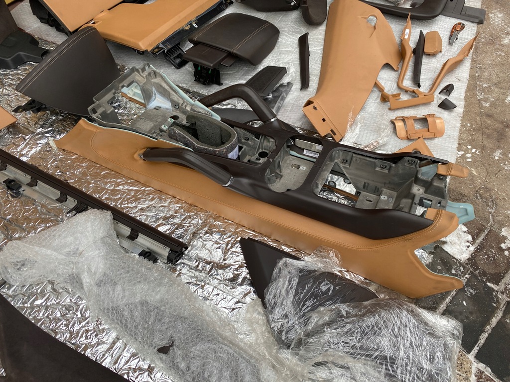 фото №9, Стеля espresso alcantara porsche cayenne 7p5 4.8 середина салон блок двигуна