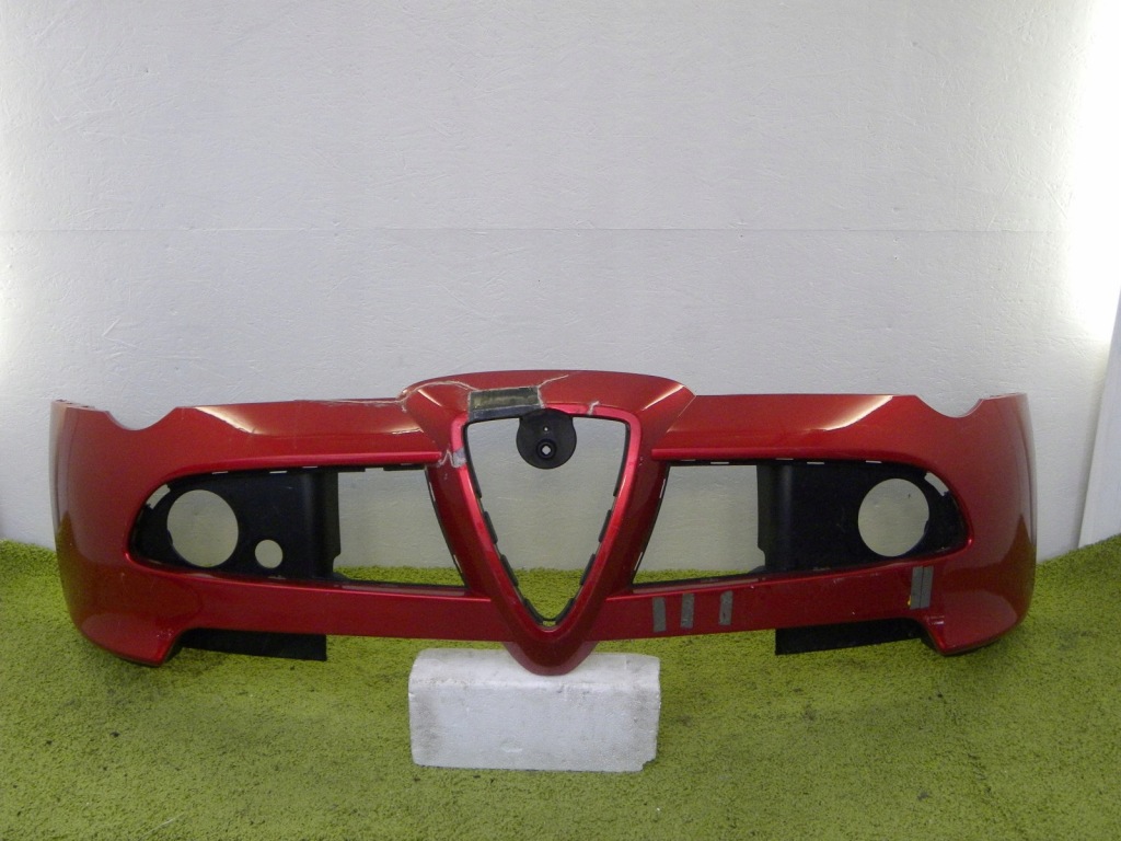 фото №1, Бампер перед alfa romeo 8c оригинал