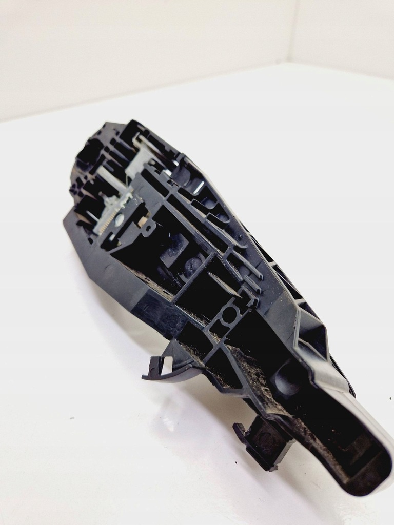 фото №8, Peugeot 308 2019 задня сторона ліва ручка зовнішня двері задніх