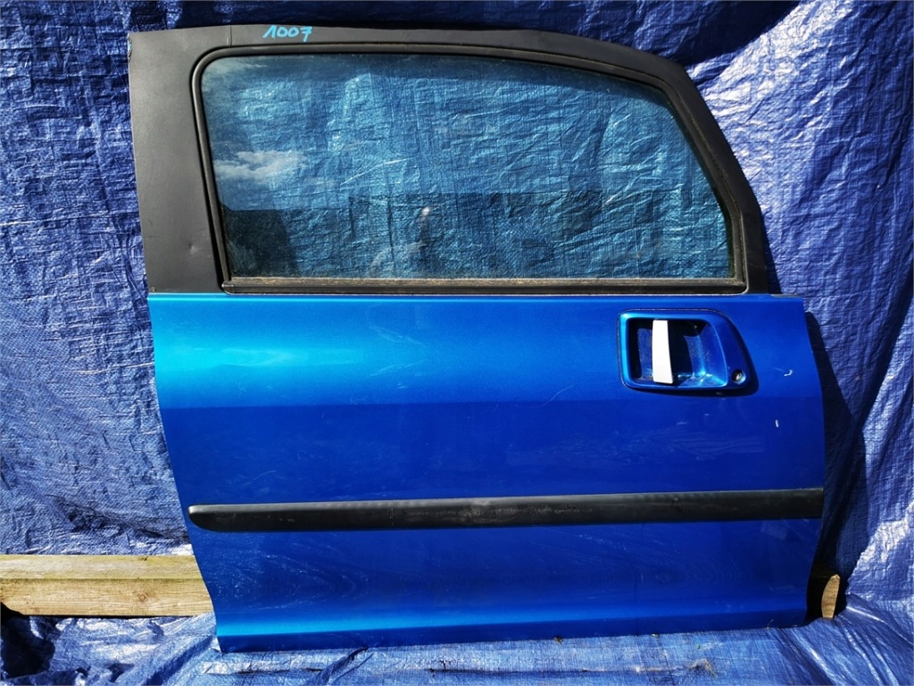 фото №1, Peugeot 1007 дверь правое полный демонтаж