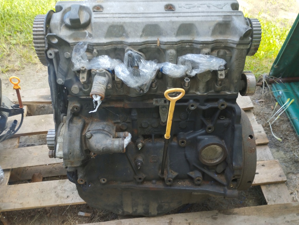 фото №7, Двигатель audi 100 c4 2.5tdi,1993r.046103373b