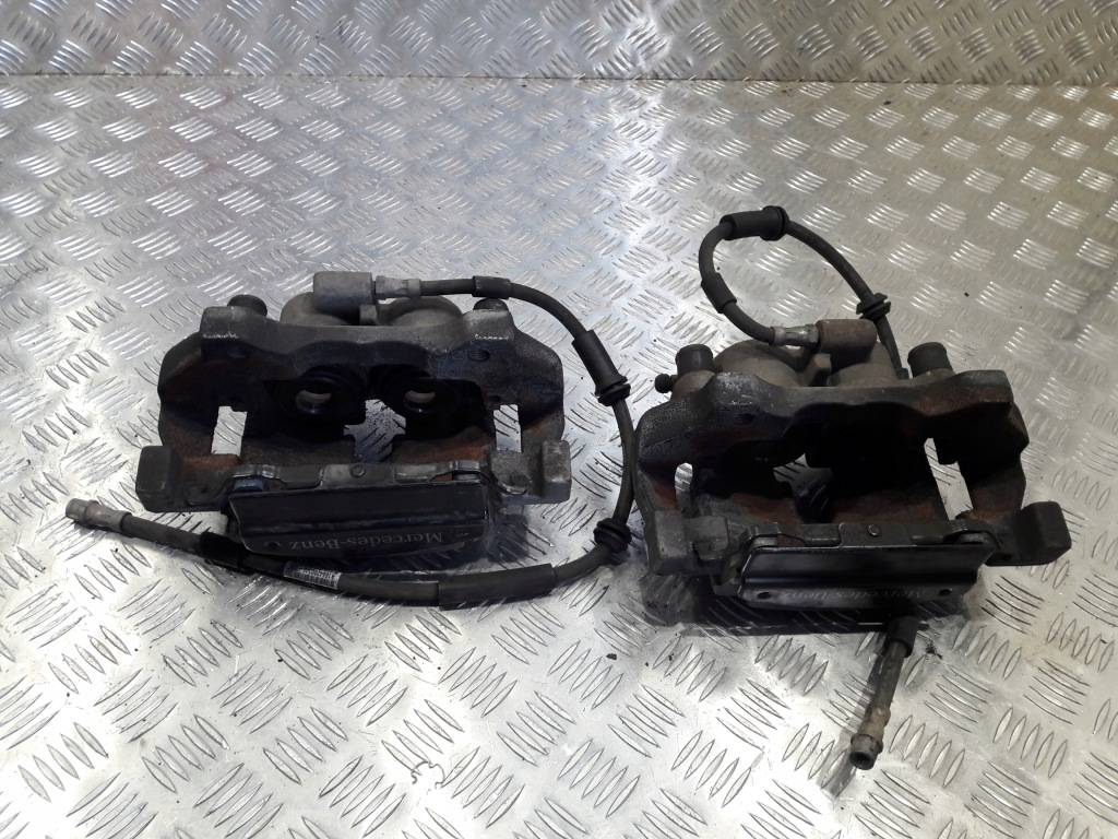 фото №8, Mercedes gle w166 суппорт тормозной перед