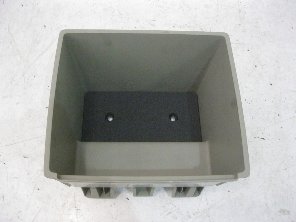 фото №1, Volvo fh4 500 вкладиш бардачка 82175077