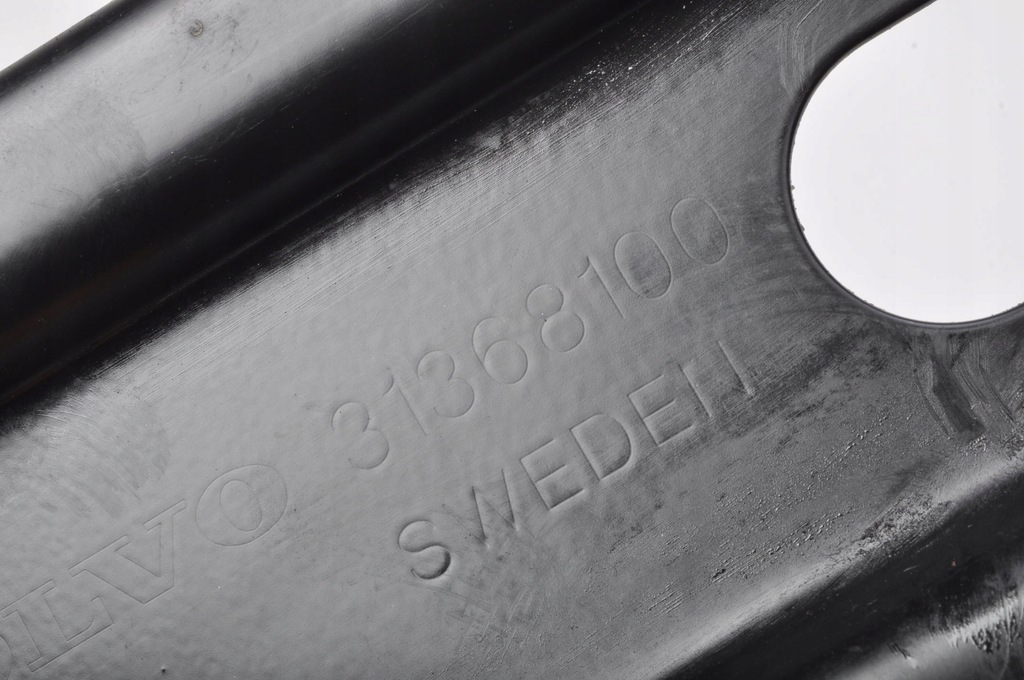 фото №7, Volvo s60 ii v60 нижняя балка радиатор 31368100