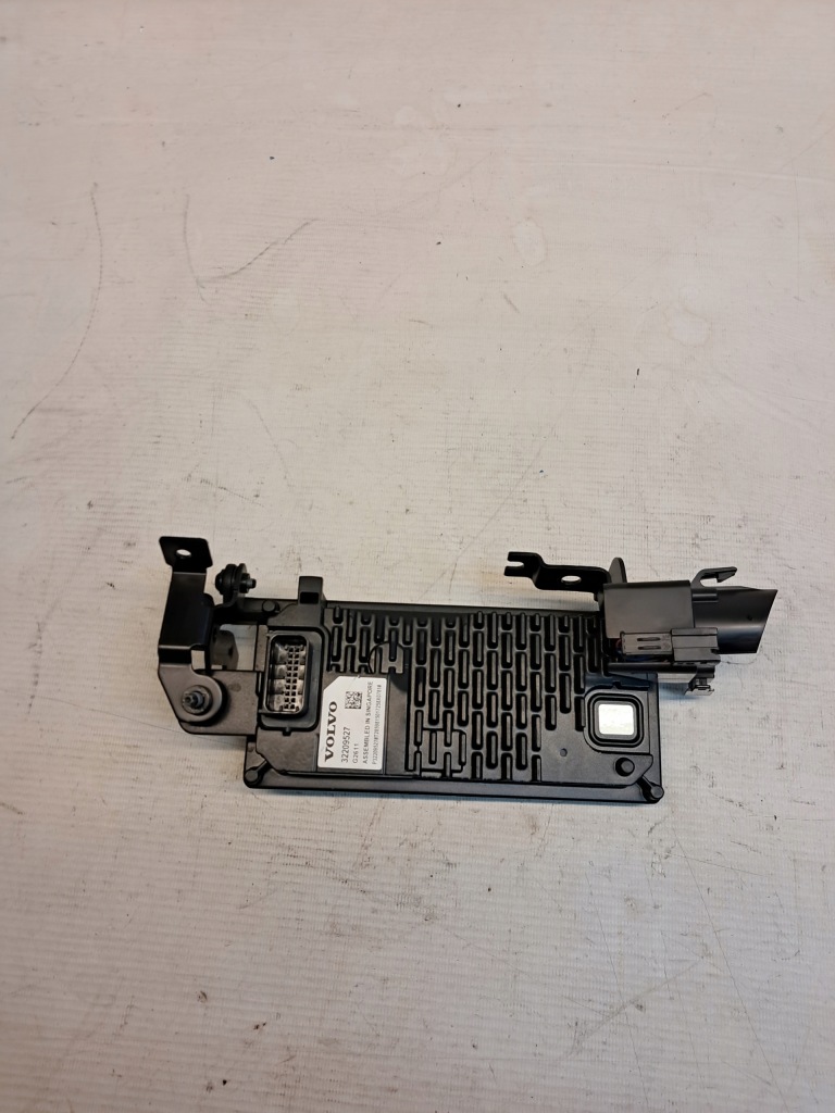 Датчик камера радар volvo s90 ii 32209527 в Украине
