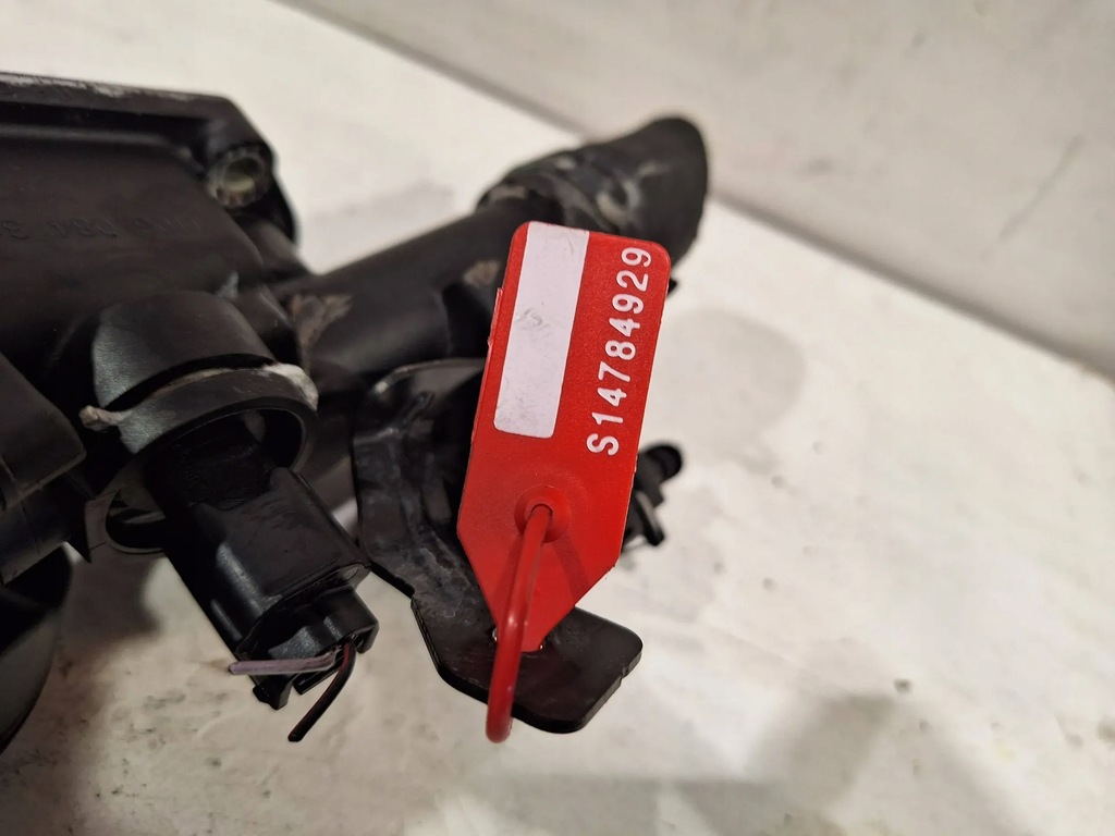 фото №5, Корпус термостата 110608431r renault clio iv 1.5 dci 12-