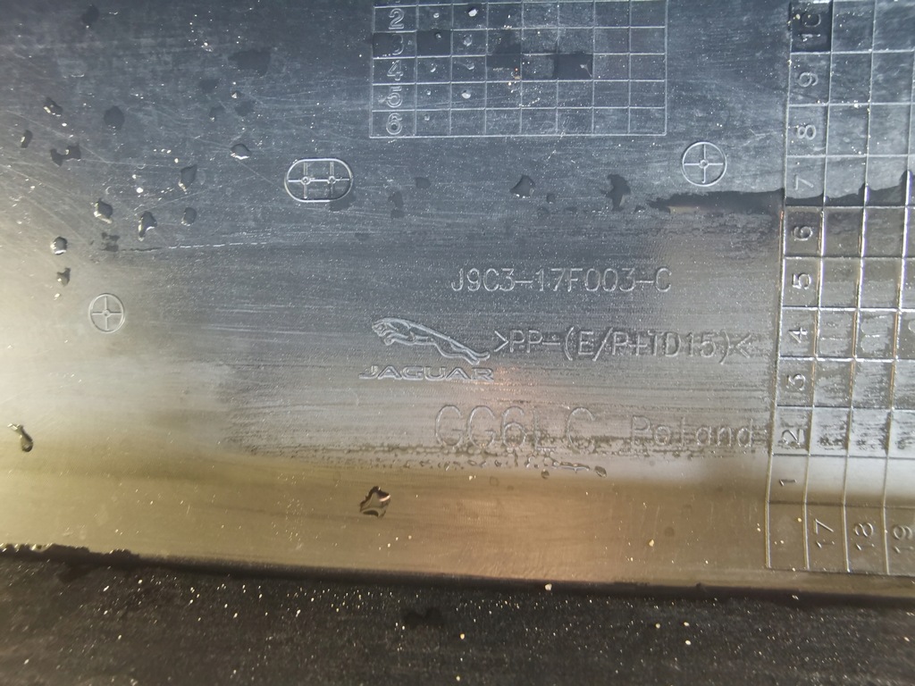 фото №15, Jaguar e-pace - бампер передний szary