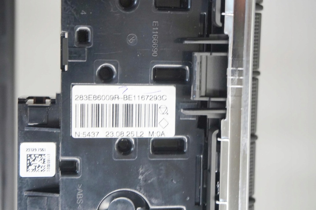 фото №6, Рамка обдув renault clio v lift 283e86009r