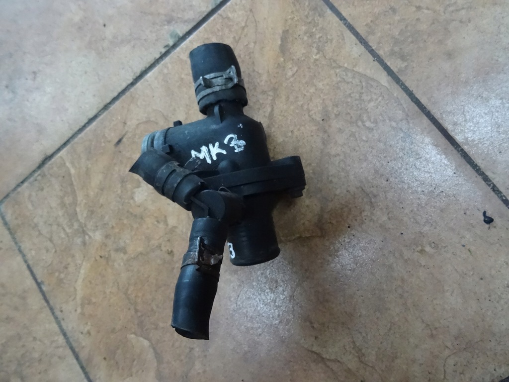 фото №3, Mondeo mk3 корпус термостат