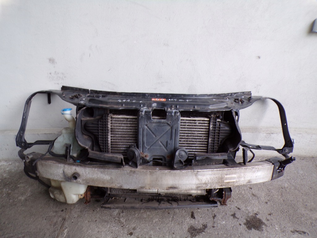 фото №1, Pas передний радиатор mercedes w251 r klasa дизель