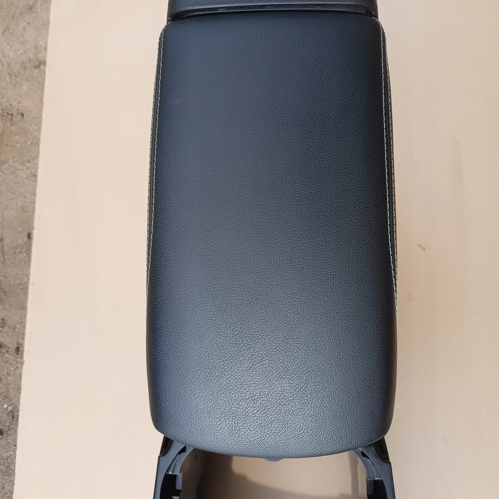 фото №1, Renault kadjar підлокітник