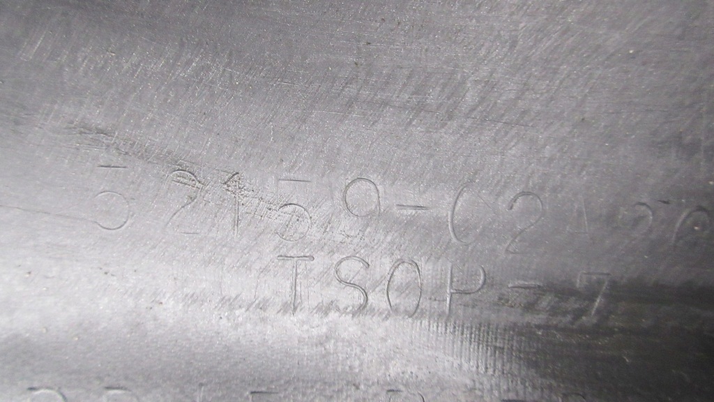 фото №11, Toyota corolla e18 e16 2013- бампер задняя задний 52159-02a20 / 3932