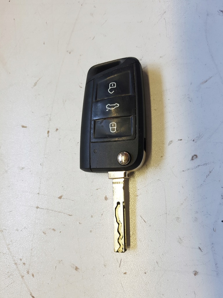 фото №1, Skoda superb iii 3v ключ pilot