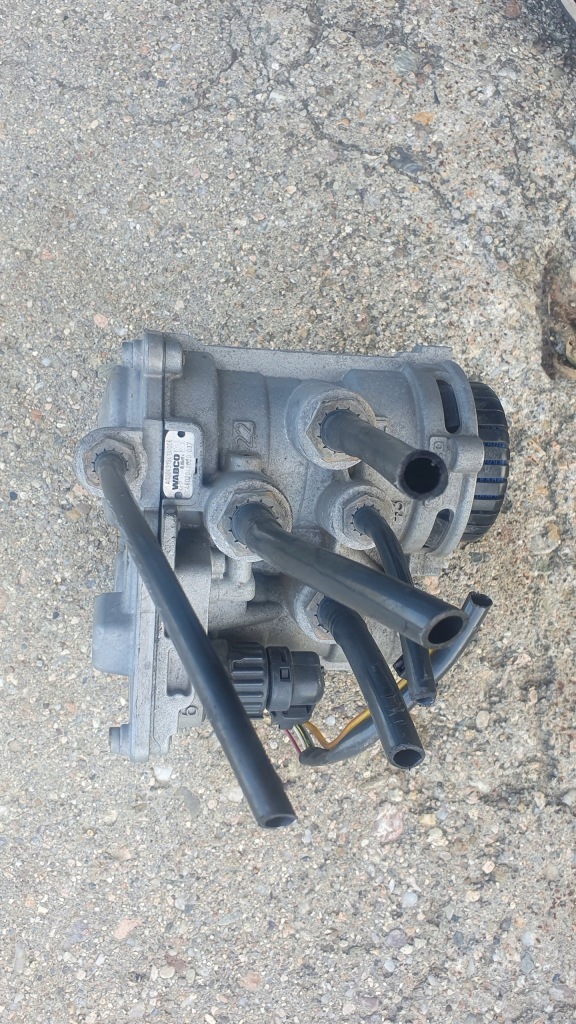 фото №4, Atego 2 axor actros клапан керуючий ebs причепа