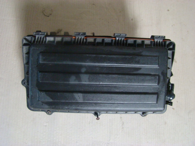 фото №1, Корпус фільтра повітря vw audi 036129611ce