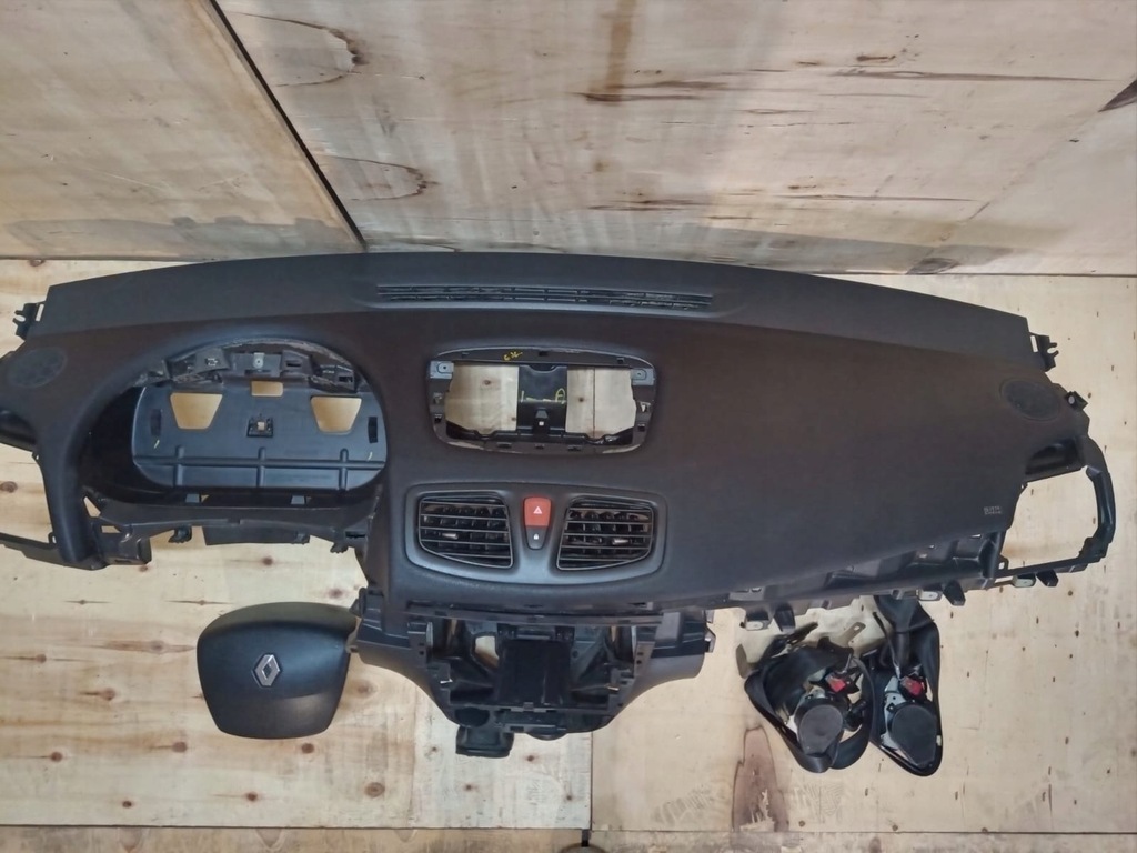 фото №1, Консоль панель приладів подушки безпеки ремені renault fluence 09-12