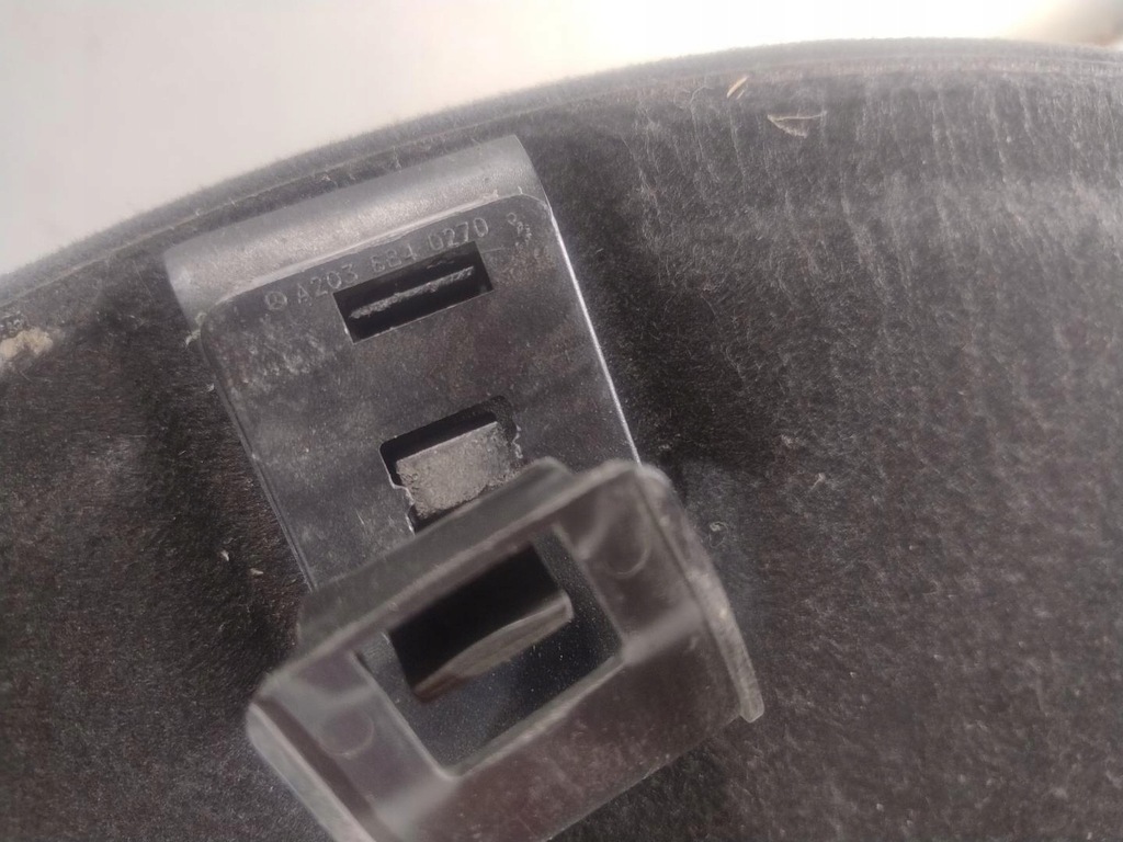 фото №6, Коврик обшивка багажника mercedes w203 sedan 2.2 cdi