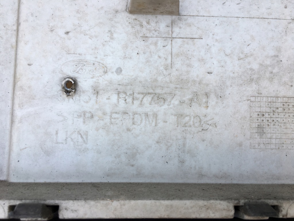 фото №11, C-max i бампер перед