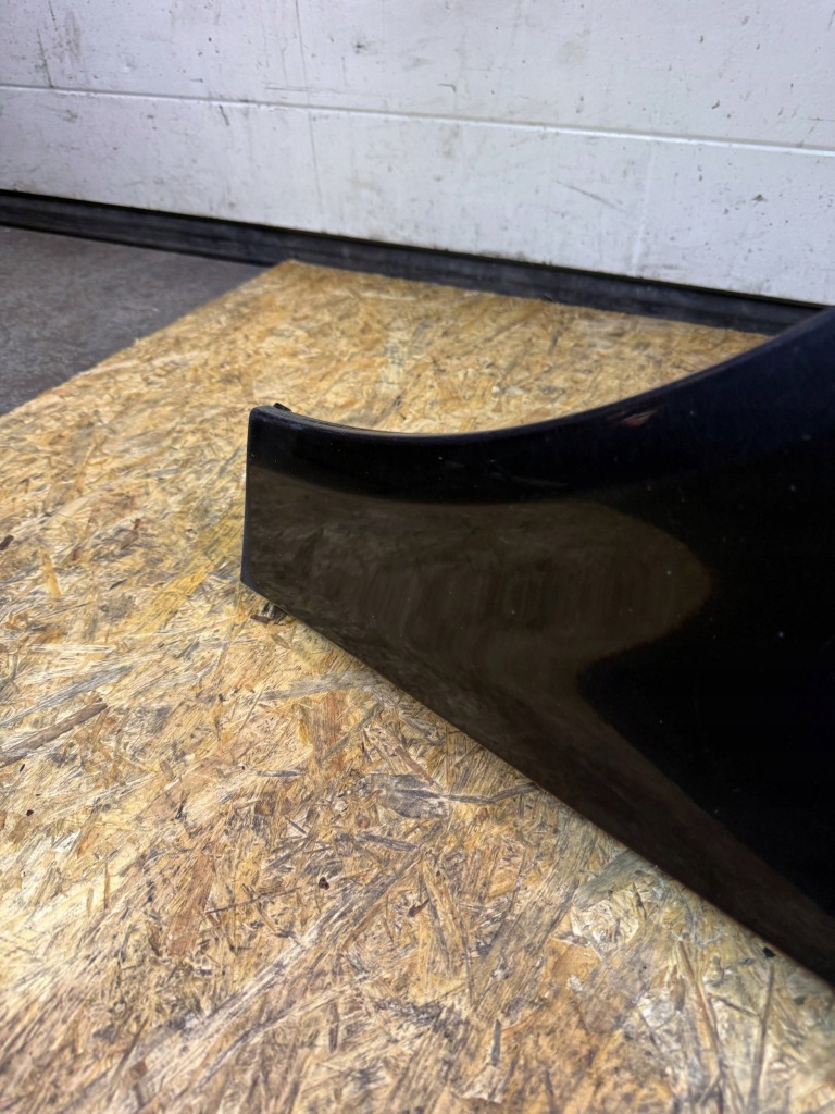 Купить Крыло левая сторона audi a4 s4 b6 8e 8h цвет lz9w