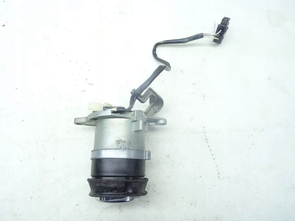 фото №7, Audi a8 d2 вкладка замок замок запалювання двері кришки доставка